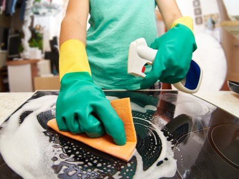 Commercial window cleaning in Kennington for spotless storefronts and offices